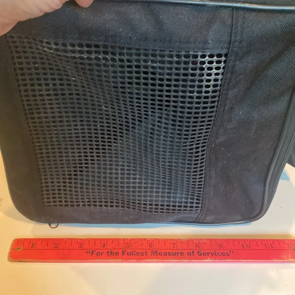 NWT Pets-On-The-Go #76006 Black Canvas Pet Carrier
